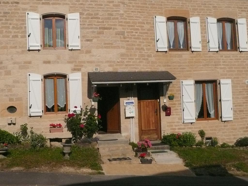 Au Clos D'Ardennes Bed & Breakfast Balaives-et-Butz Exterior foto